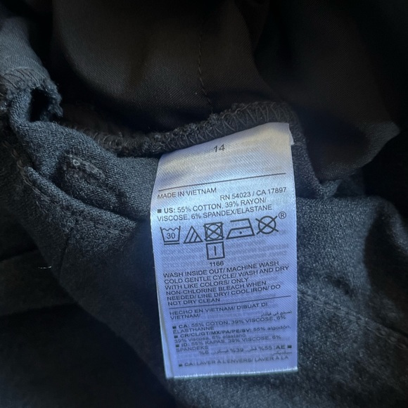 Old Navy HighRise Pixie Flare with Secret Smooth Pockets Blue/Gray Pants Size 14 - Picture 5 of 11